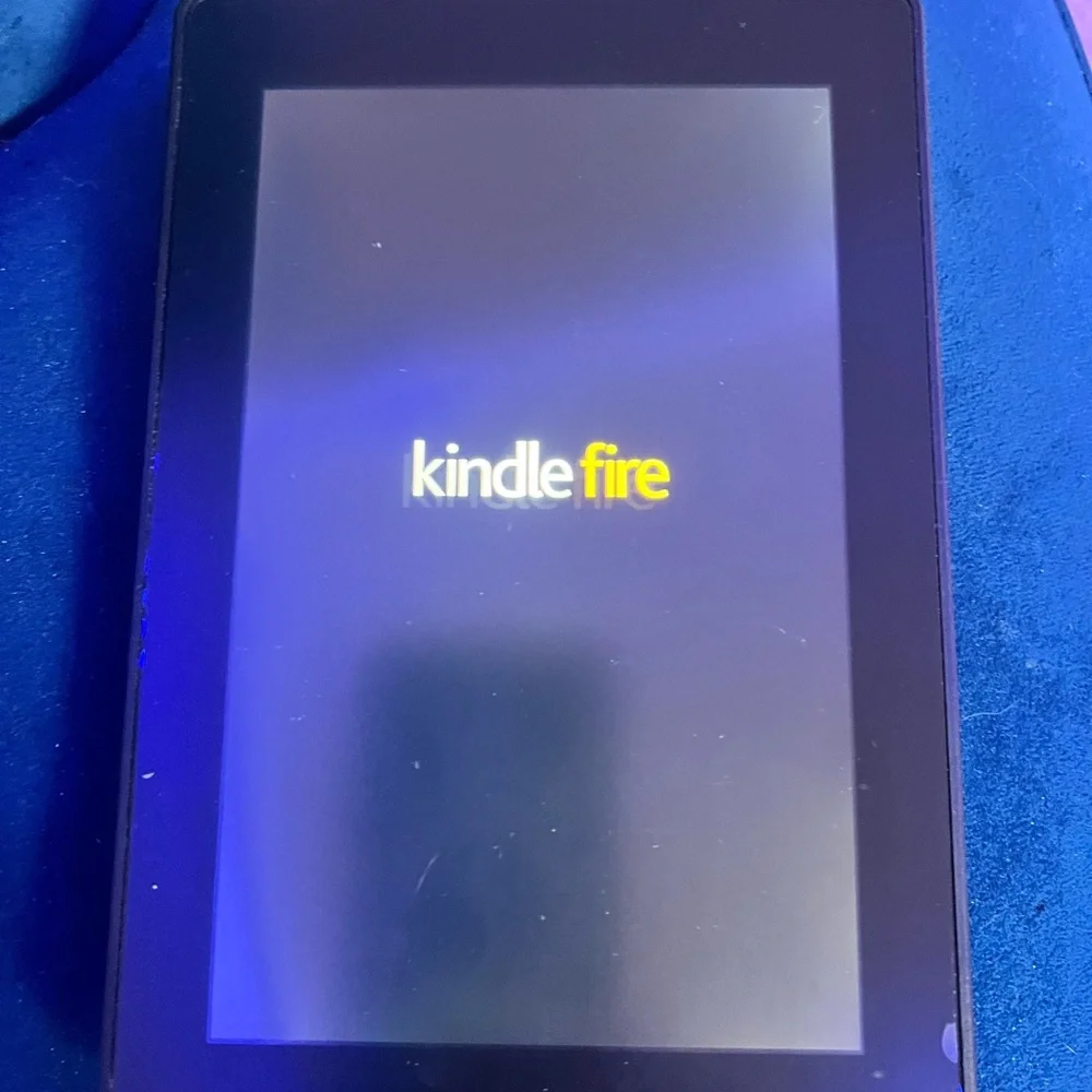 🐾KINDLE FIRE HD 7❤️GREAT FOR A READER❤️